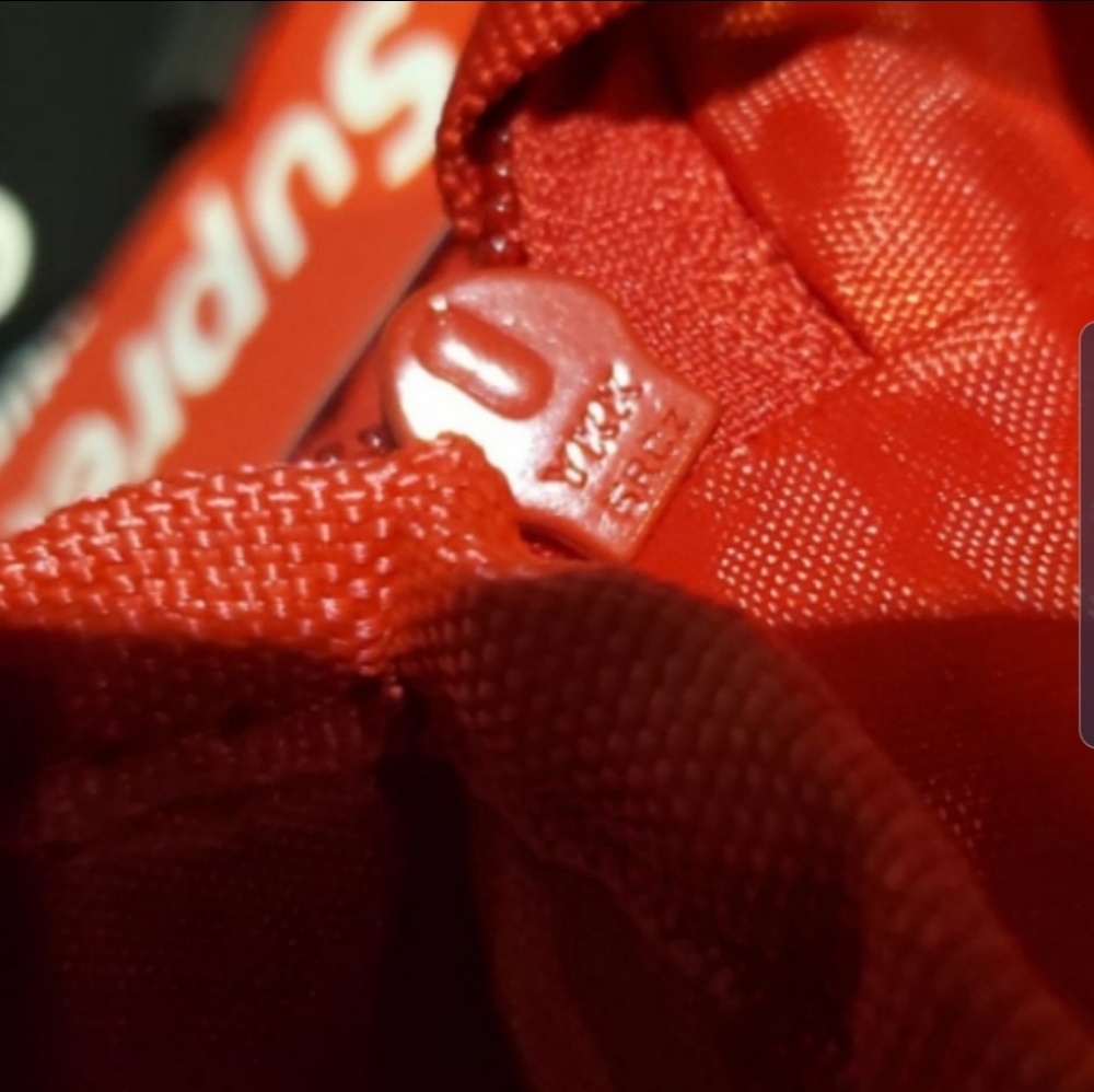 Supreme Fanny Pack - Picture 6 of 8